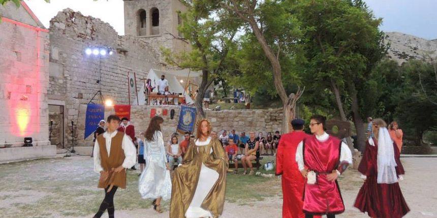 66407096 2763691133704980 3502728615106183168 n