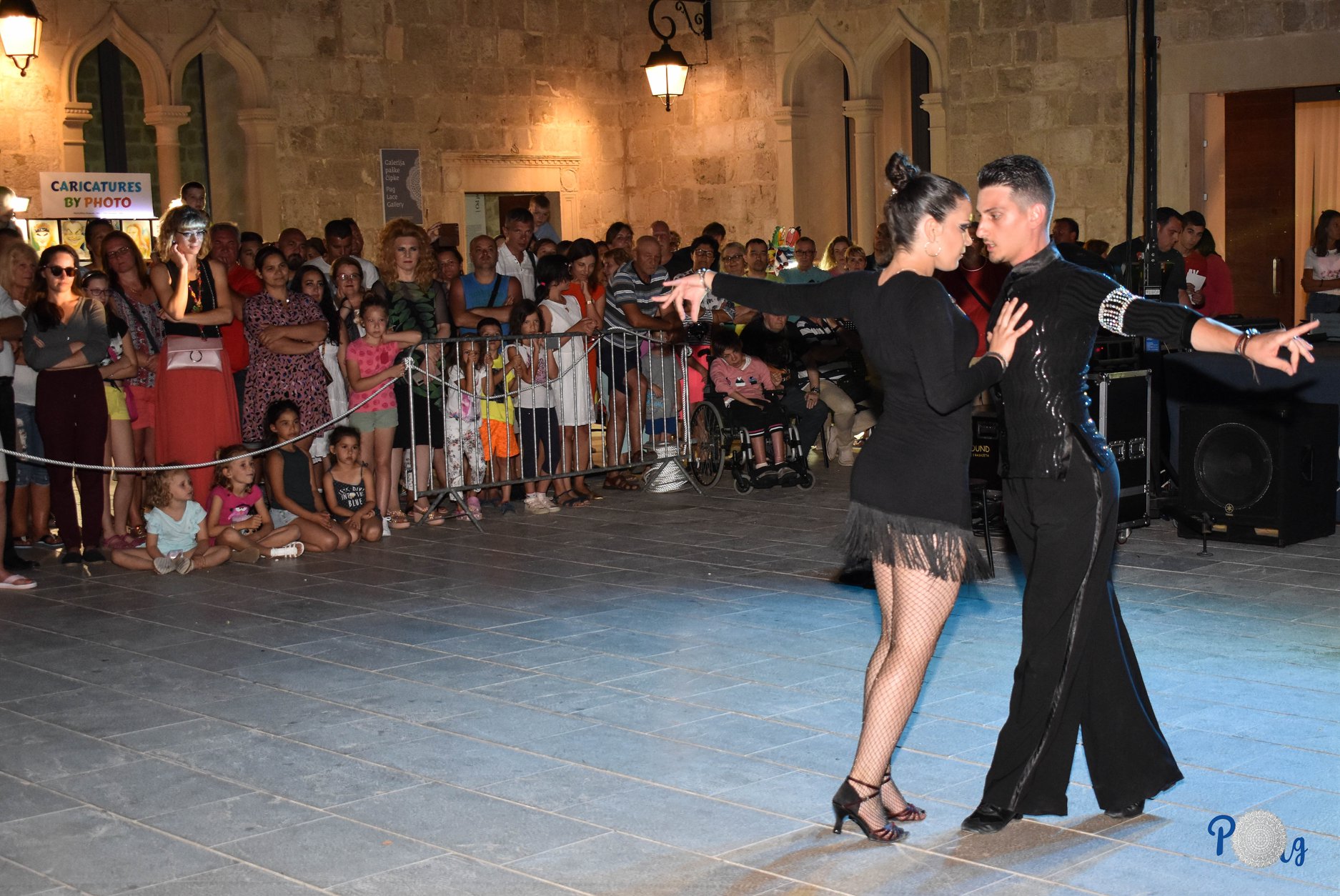 66632022 2773143819426378 23870680906858496 o