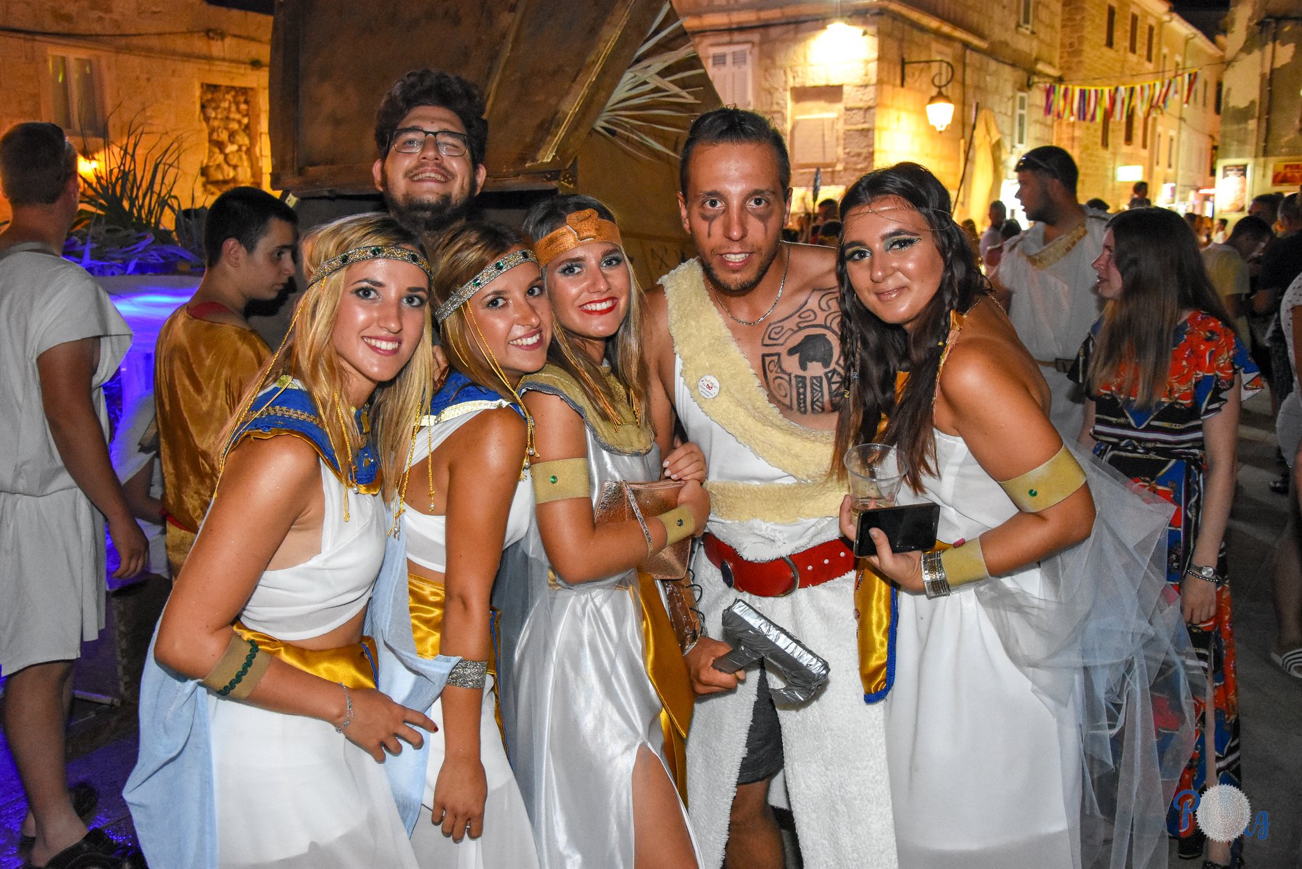 67463810 2805275336213226 7584447507799736320 o