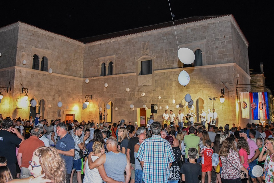 67667456 2826772280730198 8079320064915931136 n