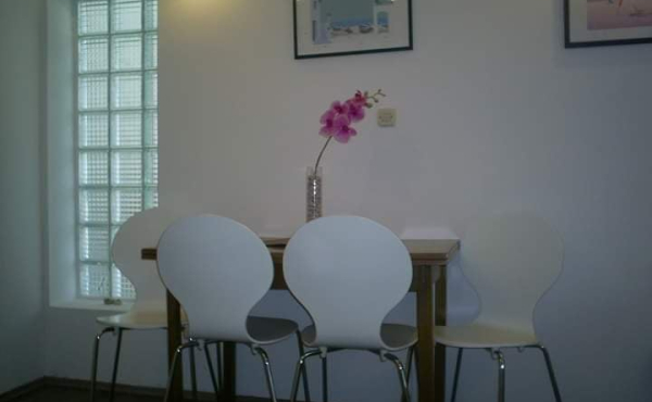 received_1198516194140643