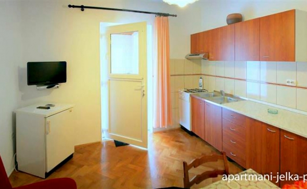 apartmani-jelka-pag_apt_B_002