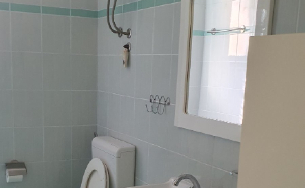 IMG-bf51b2949f16ab56b7c0555c160a0e32-V